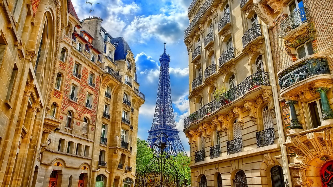 Sightseegni tour of Paris